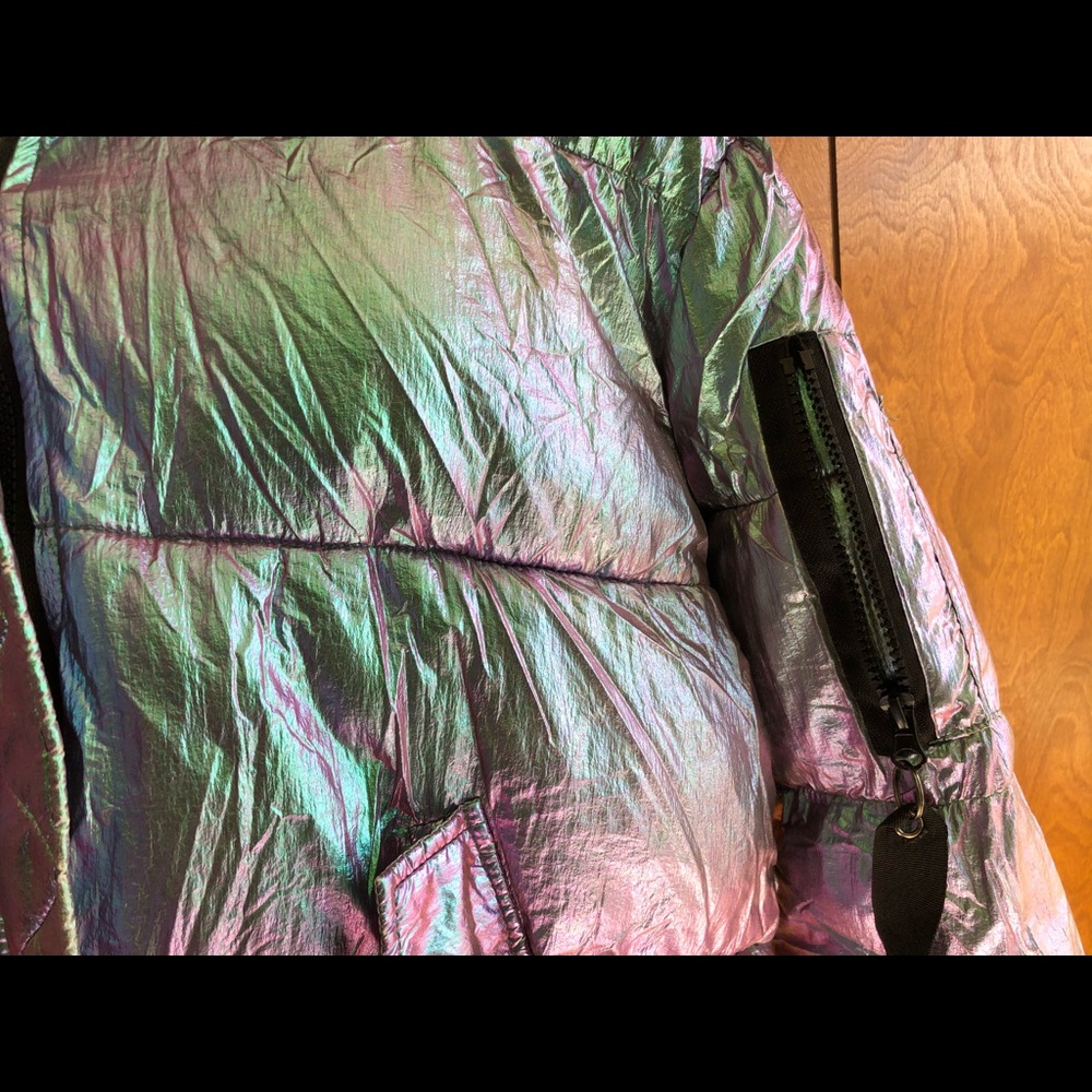 NWOT Ultra Rare Fashion Nova Hologram Iridescent Puffer Jacket Coat Size L - Picture 7 of 13